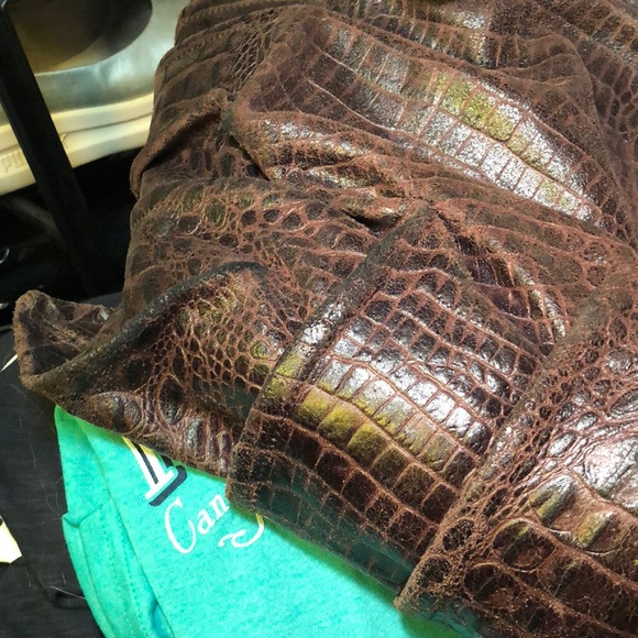 Croc embossed leather distressed - Picture 3 of 8